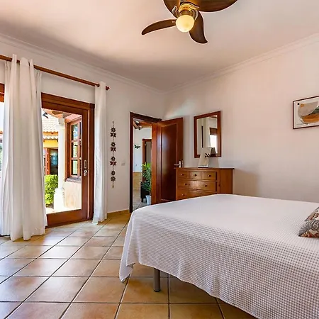 Relax 2 Private Pool By Holidays Willa